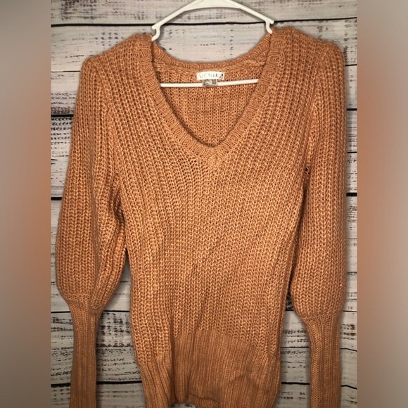 Dark Peach sweater - Picture 7 of 15